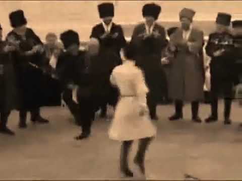 ансамбль казаки негры. снежочки казачья. лезгинка снежочки. казачья лезгинка терских казаков. снежочки казачья лезгинка.