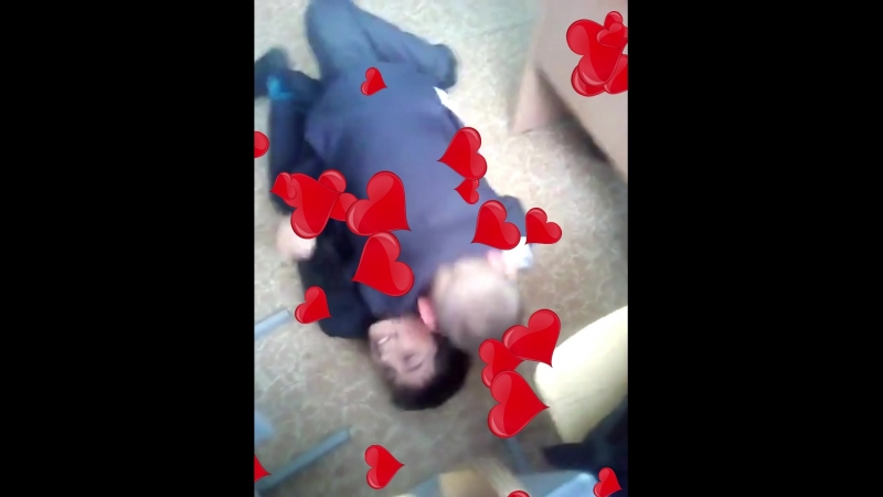 видео про саньку с ленаром))